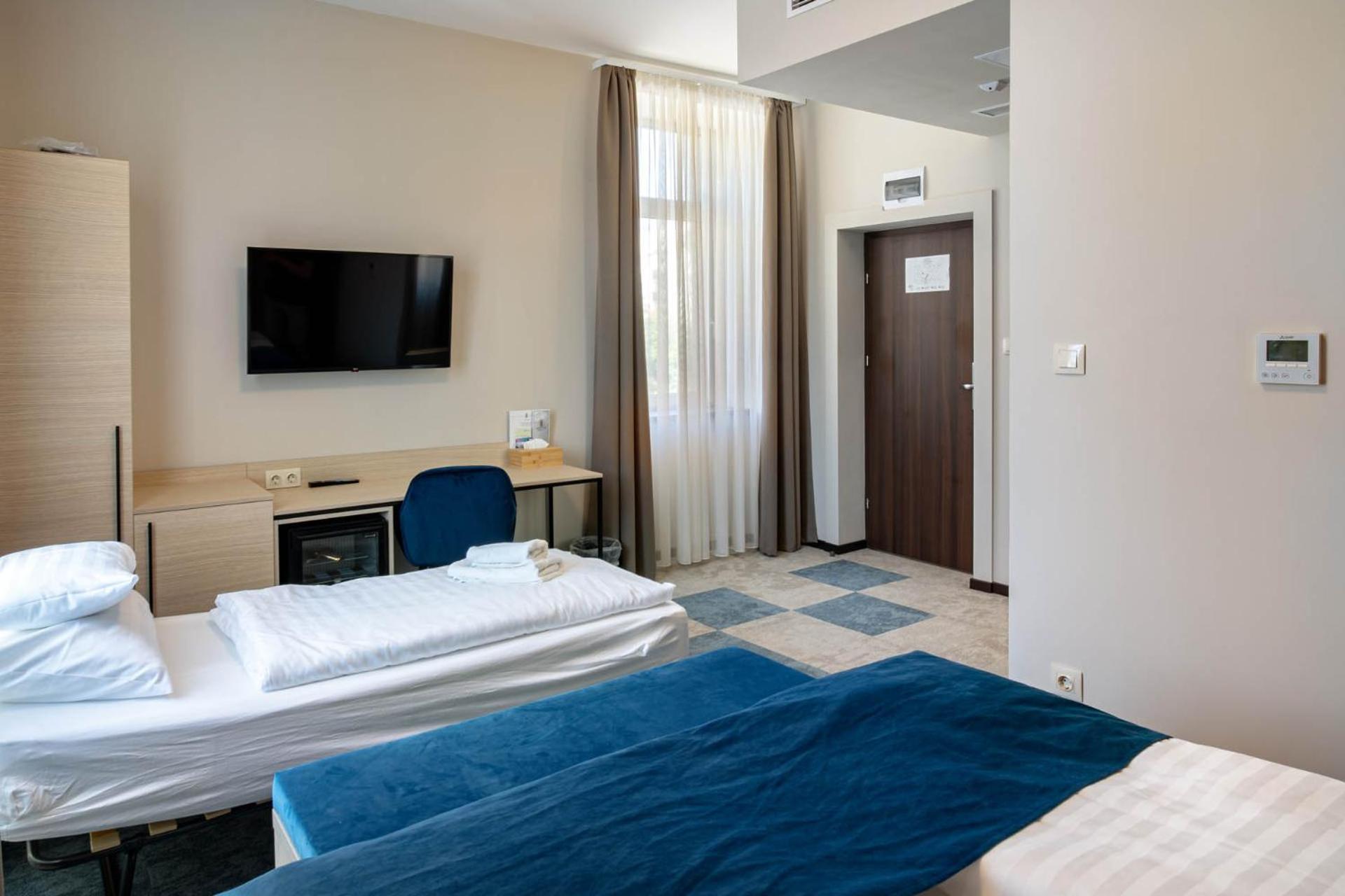 Inter Hotel Дебрецен Экстерьер фото